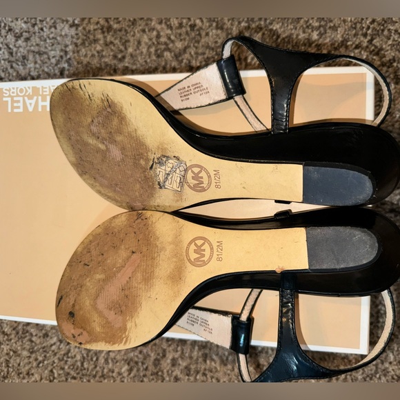 Michael Kors Black Sandal - Picture 6 of 6